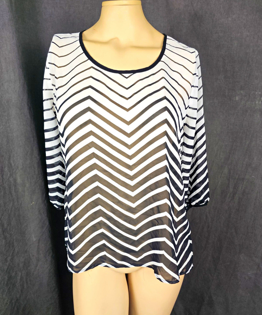 iN BYER Chiffon Blouse Womens Medium Black White Chevron Stripe Open Back Top M